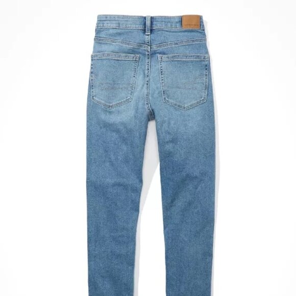NWT AE Stretch Mom Jean - Picture 4 of 9